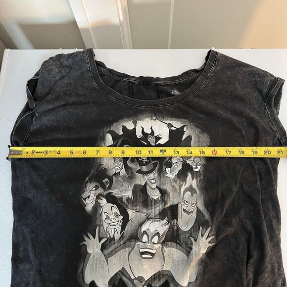 Disney Parks Villains After Hours 2019 Magic Kingdom T-Shirt Tee Size XL - Picture 7 of 7